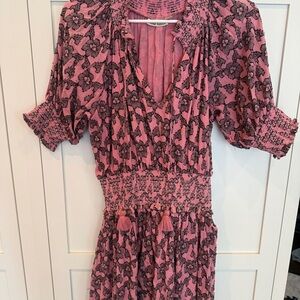 Roller Rabbit Pink ans black design size XS mini Dress with short sleeves